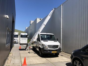 Mercedes sprinter verhuislift